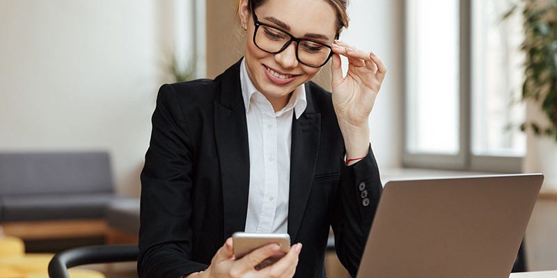 young-happy-business-lady-work-PE9M6EK